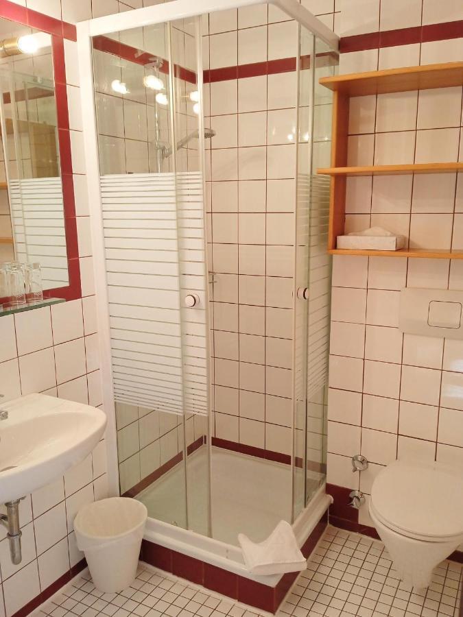 Groß-Enzersdorf Pension Mueller Gartner מראה חיצוני תמונה